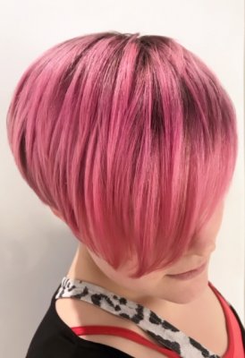 Pink textured bob shape coloured with a natural root drag by Anna at the klinik hairdressing London EC1R 4QE